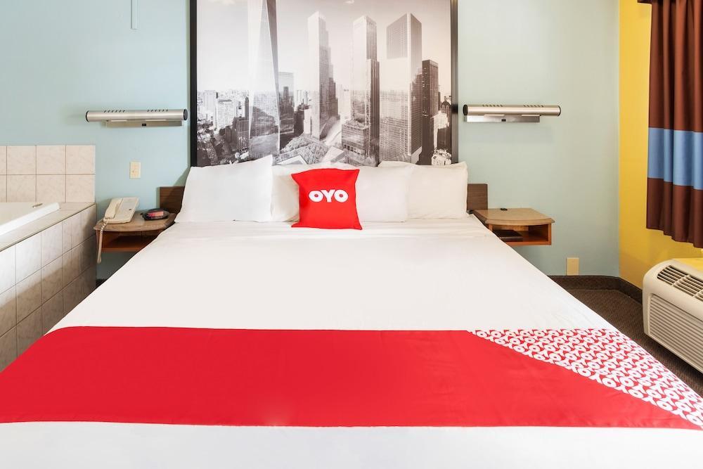 Super 8 By Wyndham Findlay Hotel Bagian luar foto