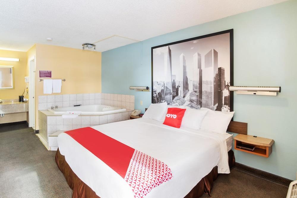 Super 8 By Wyndham Findlay Hotel Bagian luar foto